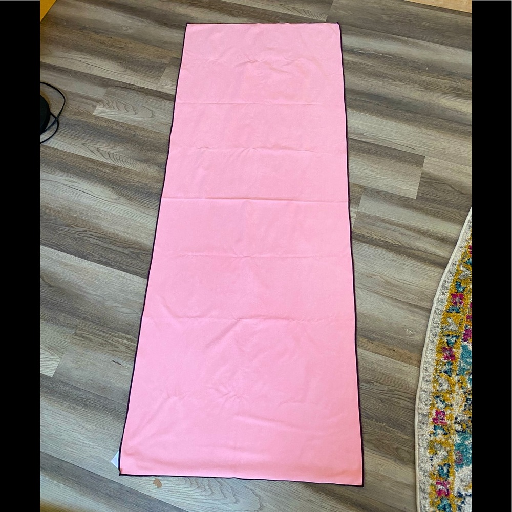 Pink Manduka eQua yoga mat towel LIKE NEW